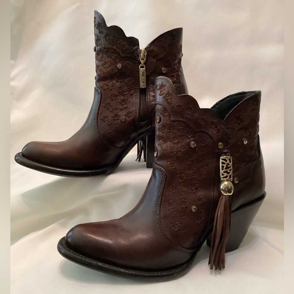 Women’s ankle boots